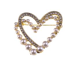 Heart brooch with pearls 35x35mm